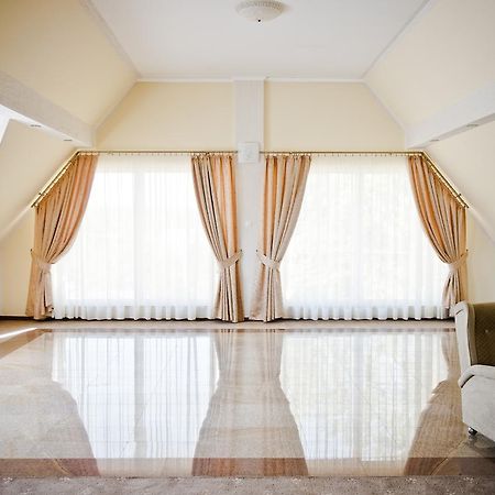 Hotel Olenka Szydlowiec Eksteriør bilde