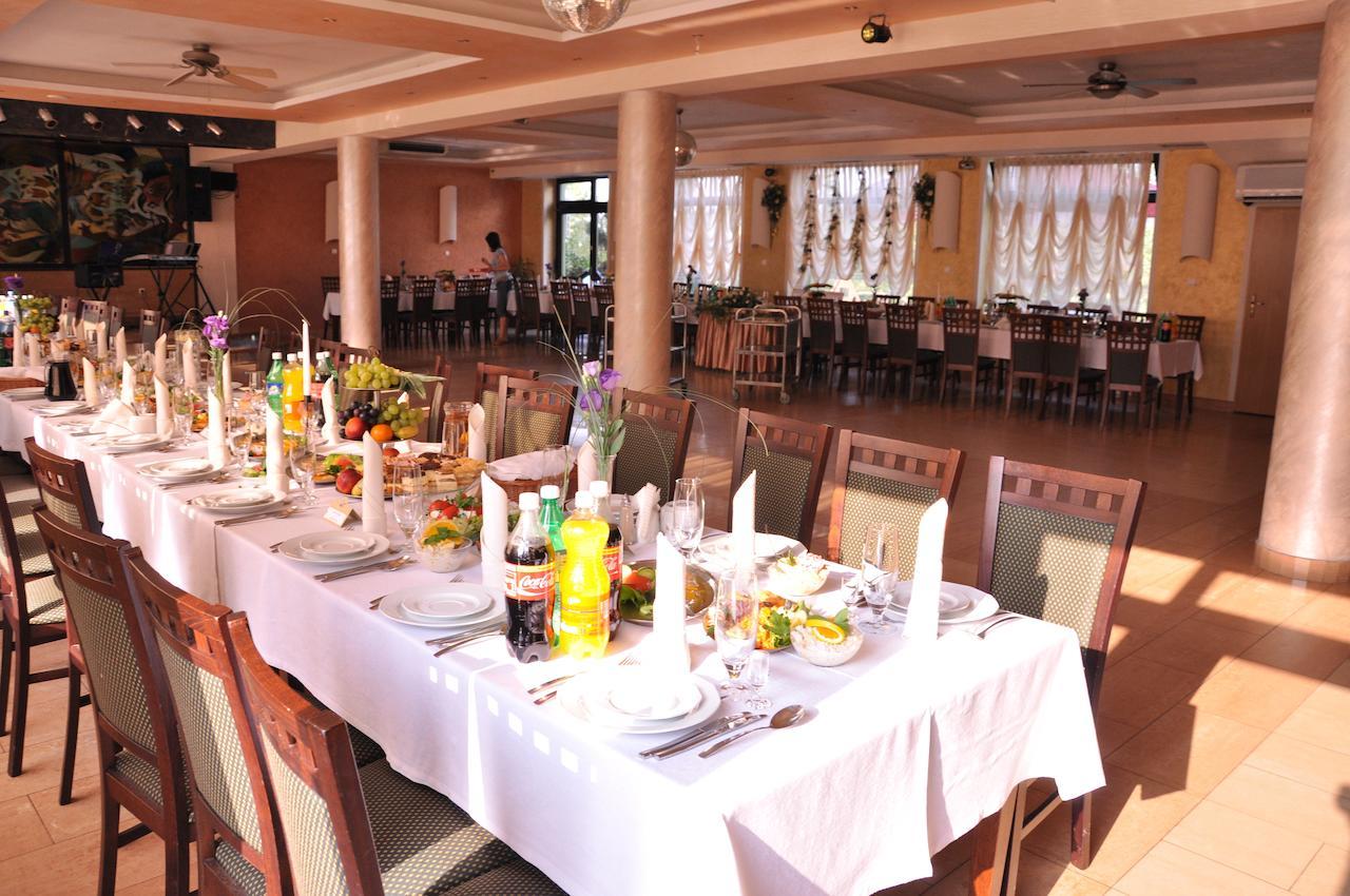 Hotel Olenka Szydlowiec Eksteriør bilde
