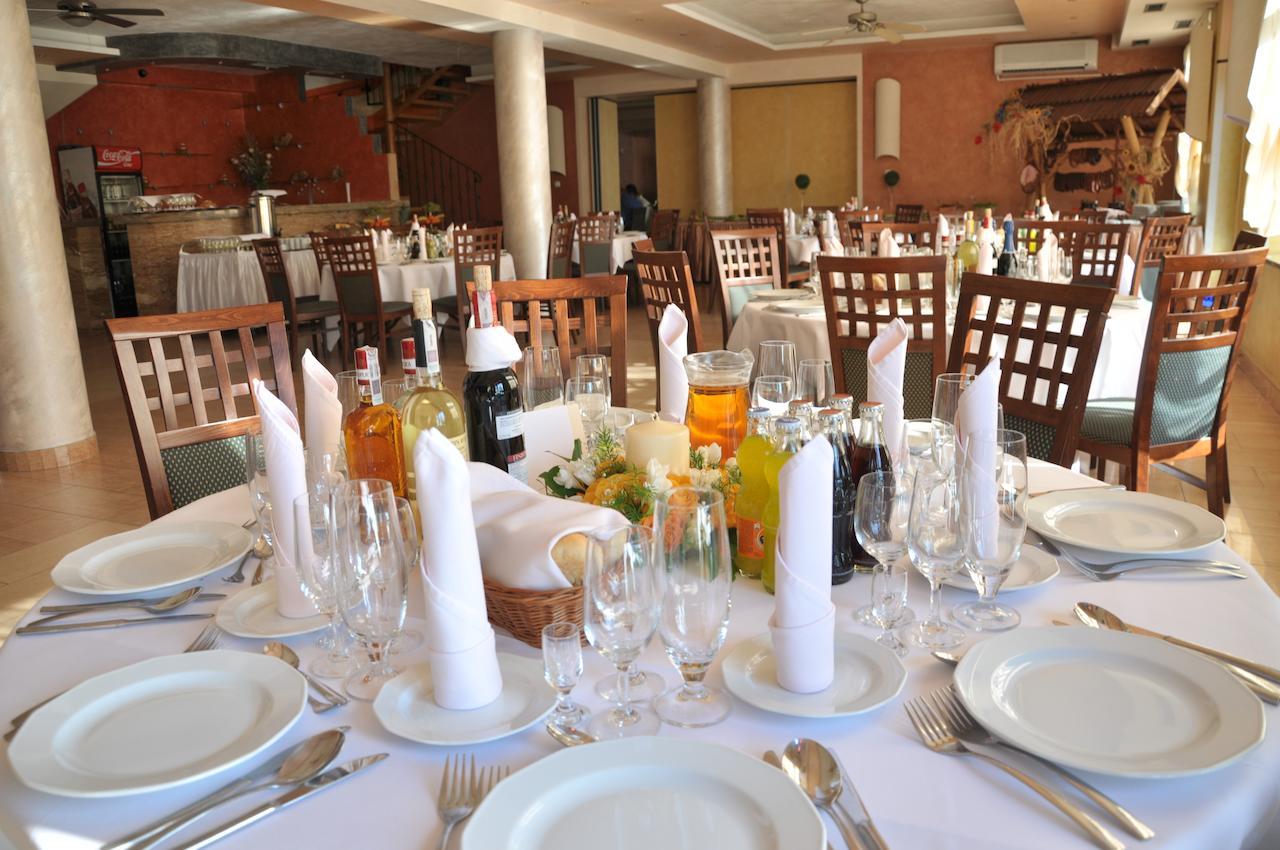 Hotel Olenka Szydlowiec Eksteriør bilde
