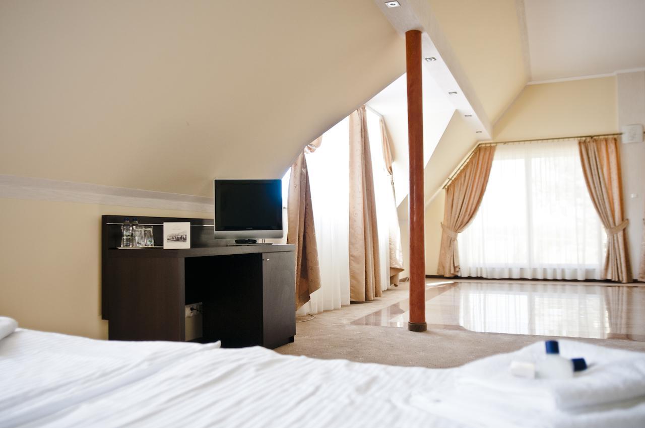 Hotel Olenka Szydlowiec Rom bilde