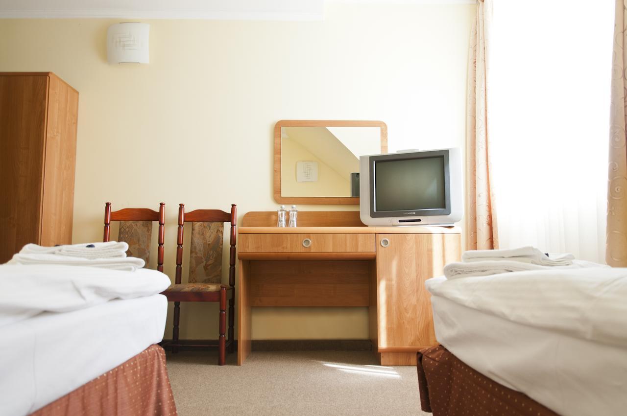Hotel Olenka Szydlowiec Rom bilde