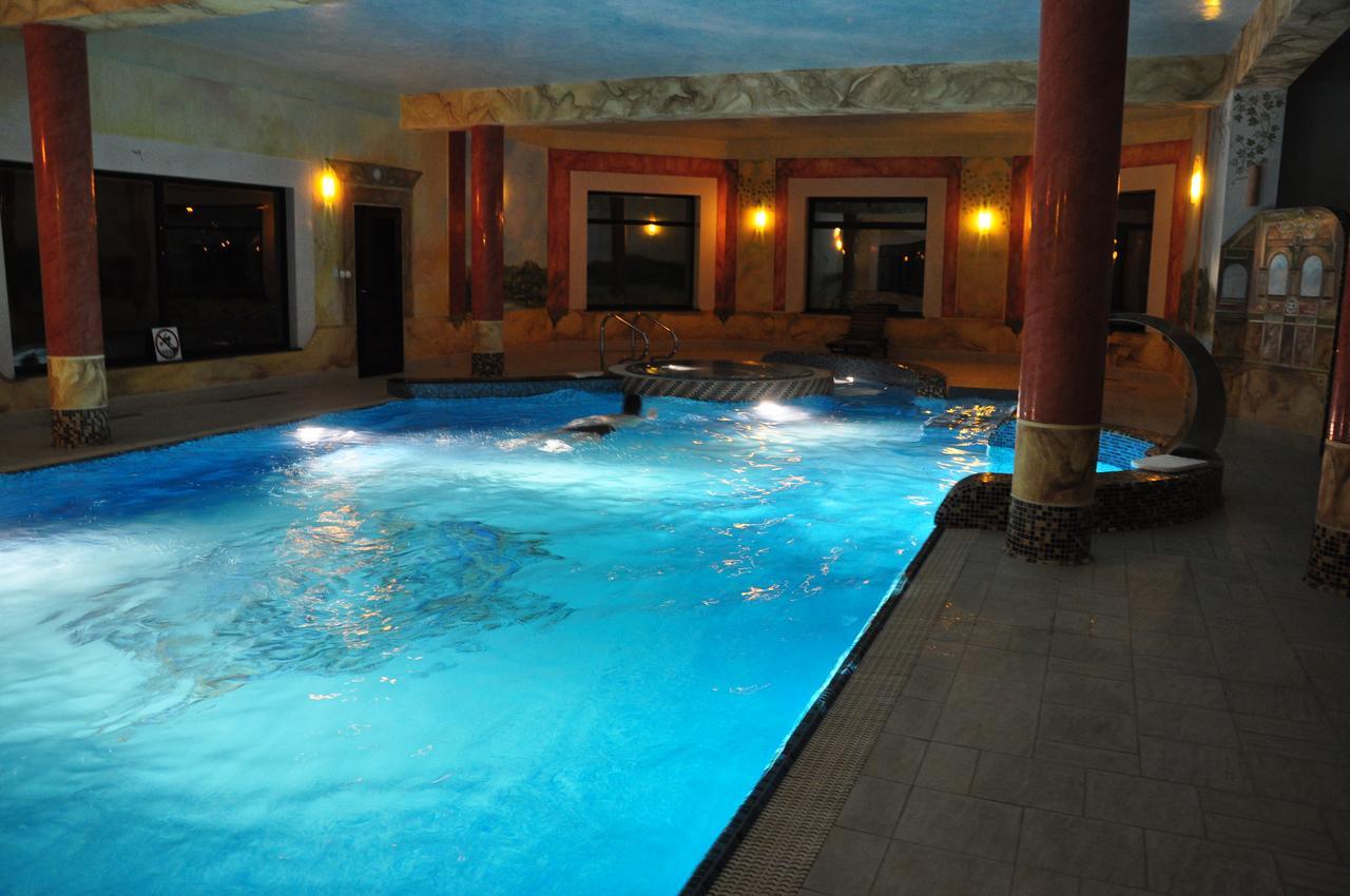 Hotel Olenka Szydlowiec Eksteriør bilde