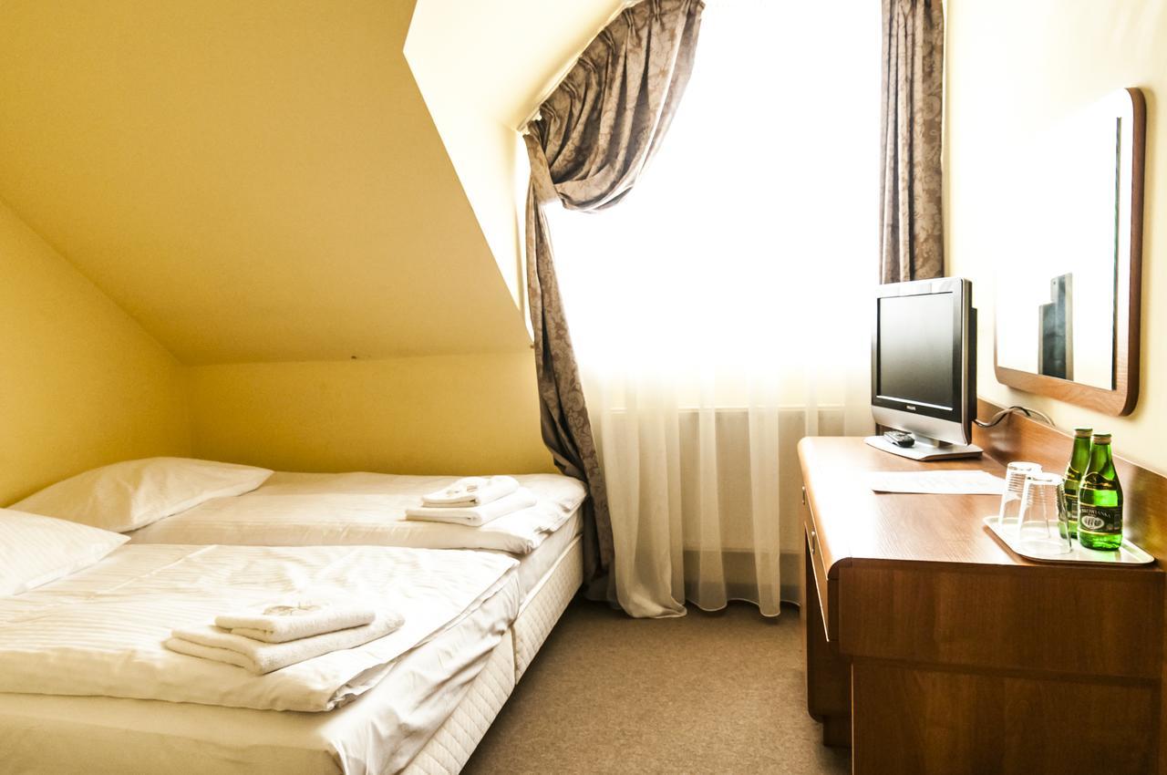 Hotel Olenka Szydlowiec Eksteriør bilde